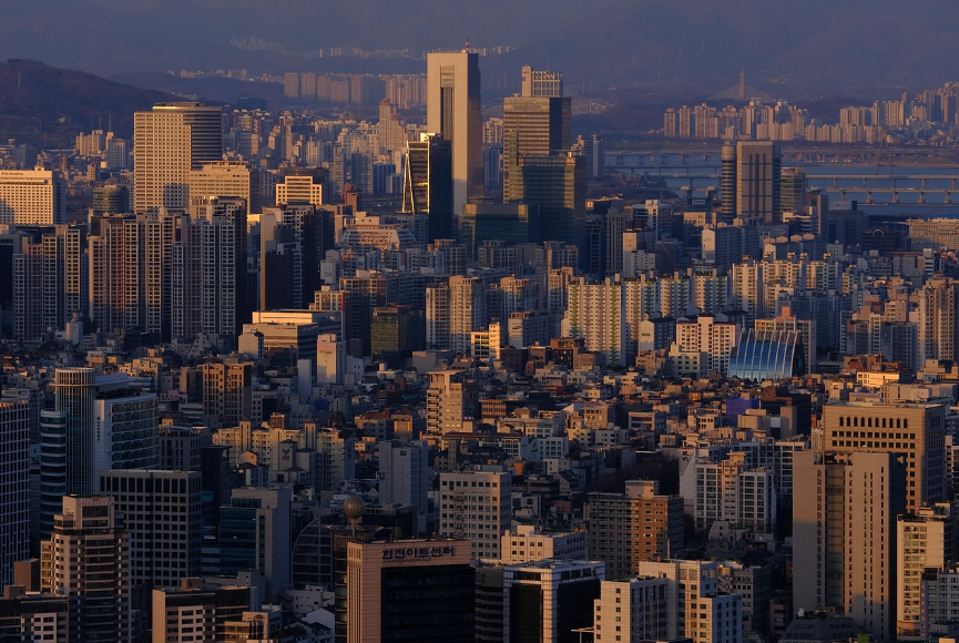 Gangnam Neighborhood Guide: The view of Teheran-ro