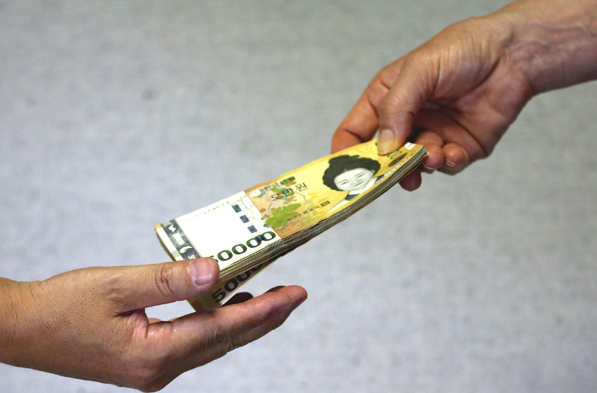 Korea gifting culture