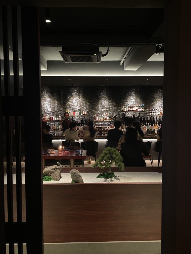 The 4 Best Bars in Seoul Gangnam : the interior of Bar Tea Scent